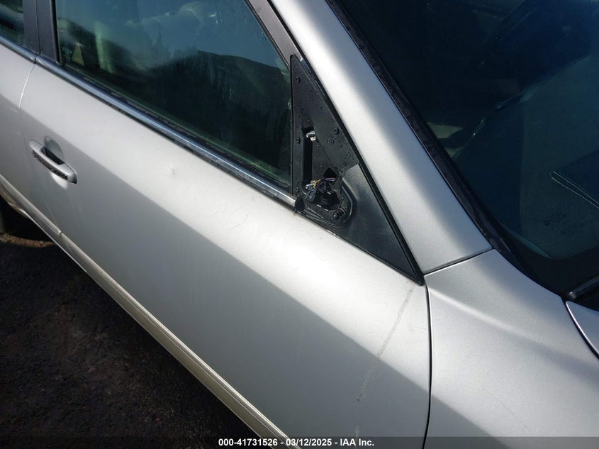 2009 HYUNDAI SONATA VIN: 5NPEU46F19H561742