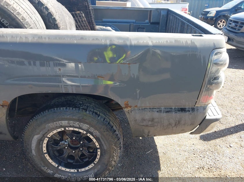 2001 Chevrolet Silverado 1500 Ls VIN: 2GCEK19T111158582 Lot: 41731796