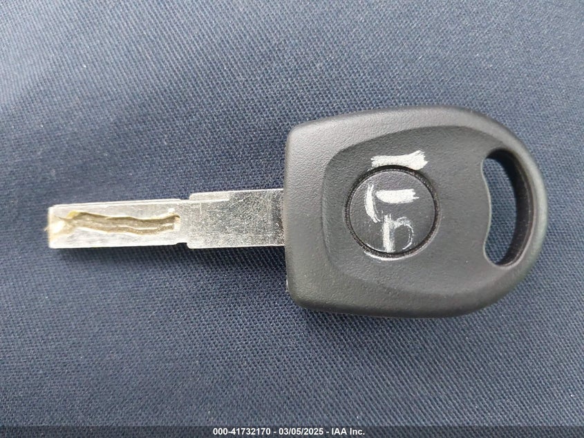 2013 VOLKSWAGEN GTI VIN: WVWHD7AJ1DW093931