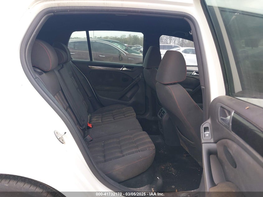 2013 VOLKSWAGEN GTI VIN: WVWHD7AJ1DW093931
