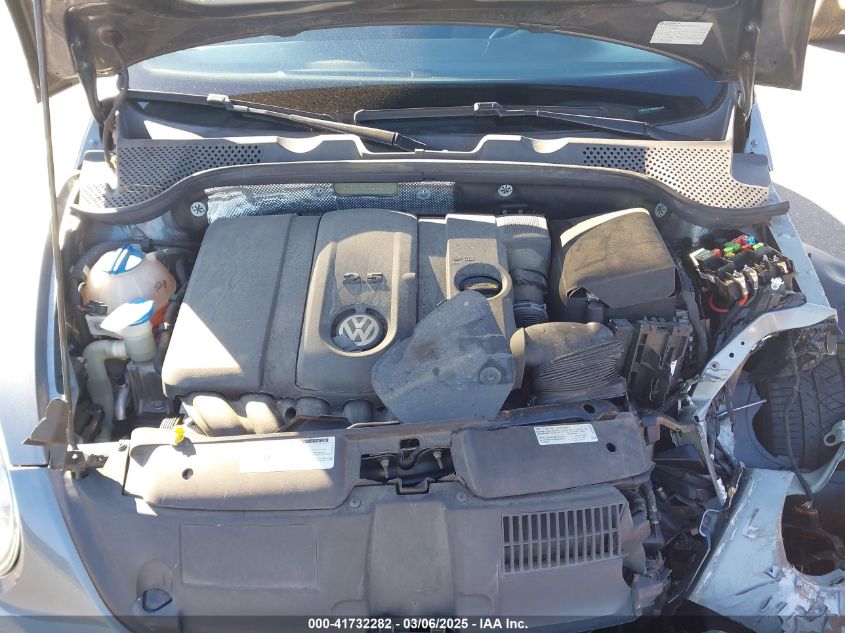 2014 Volkswagen Beetle 2.5L VIN: 3VW5P7AT5EM802063 Lot: 41732282