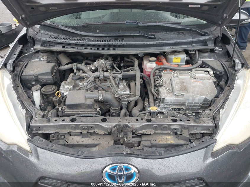 2012 TOYOTA PRIUS C VIN: JTDKDTB30C1024951