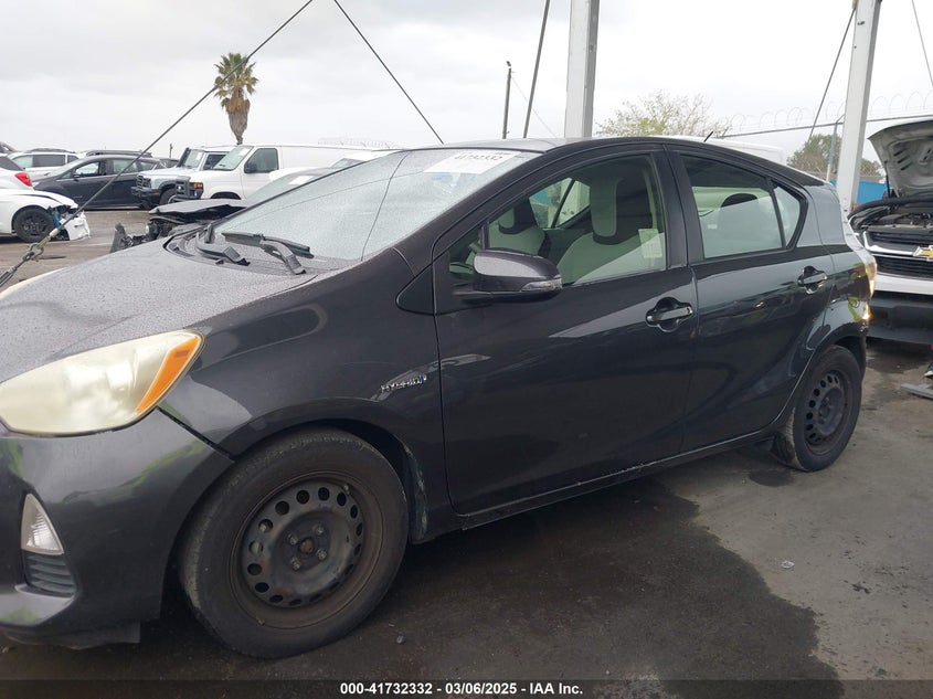 2012 TOYOTA PRIUS C VIN: JTDKDTB30C1024951