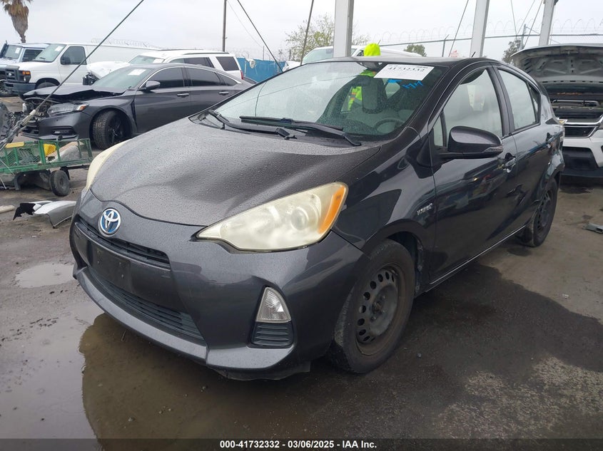 2012 TOYOTA PRIUS C VIN: JTDKDTB30C1024951