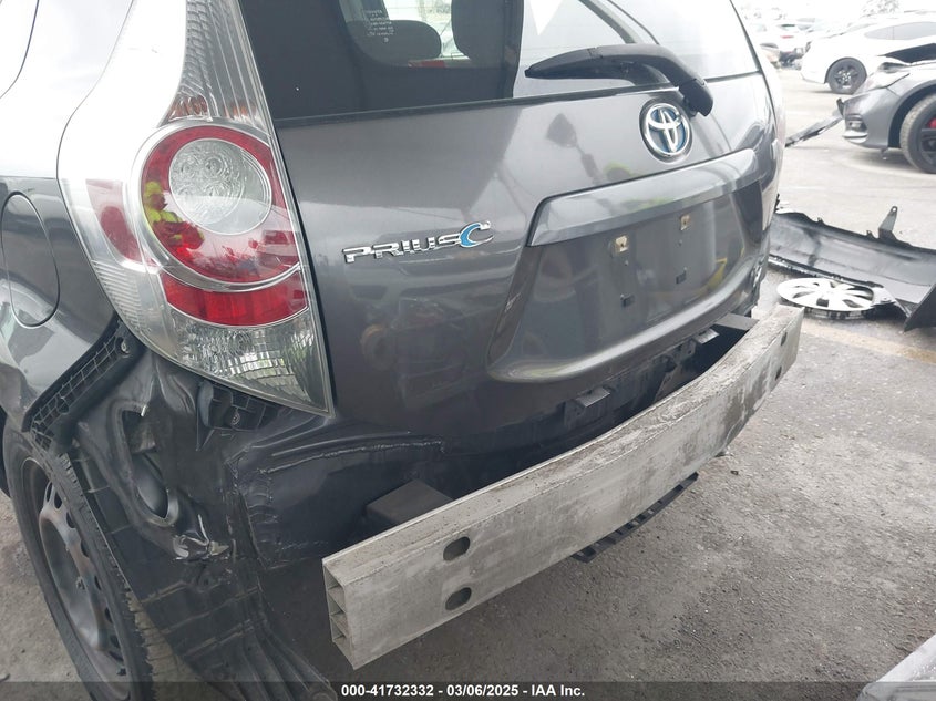 2012 TOYOTA PRIUS C VIN: JTDKDTB30C1024951