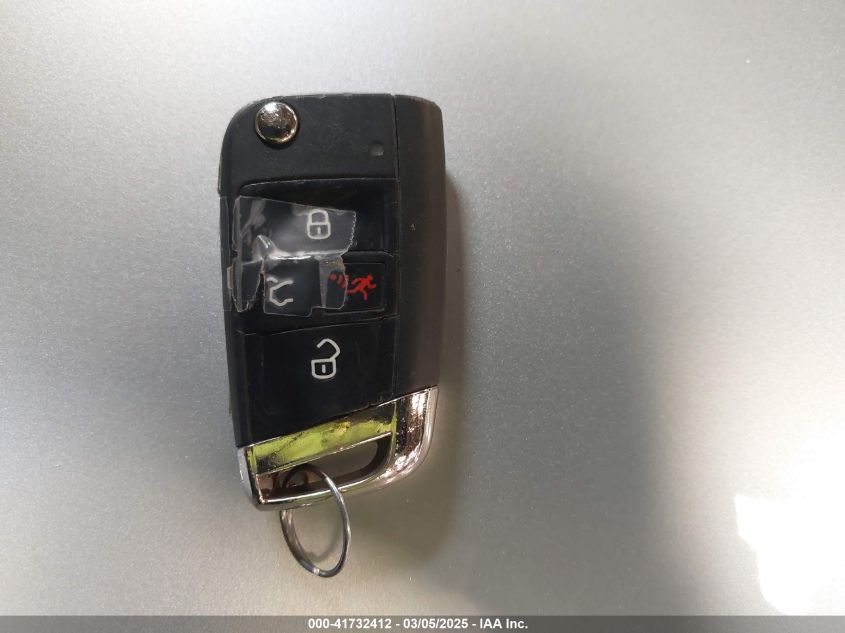 2015 Volkswagen Golf Gti 2.0T S 4-Door VIN: 3VW5T7AU8FM030101 Lot: 41732412