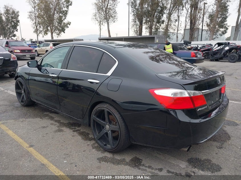 2014 HONDA ACCORD VIN: 1HGCR2F57EA070647