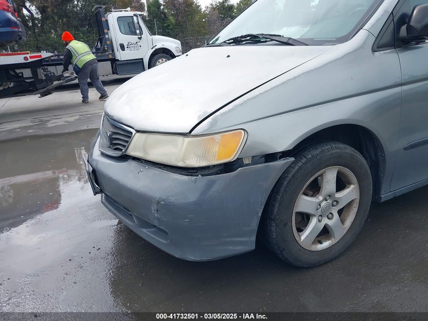 2000 Honda Odyssey Lx VIN: 2HKRL1856YH589865 Lot: 41732501