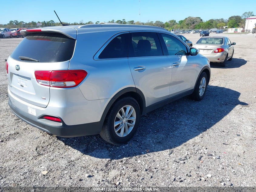 2017 KIA SORENTO VIN: 5XYPG4A39HG221676
