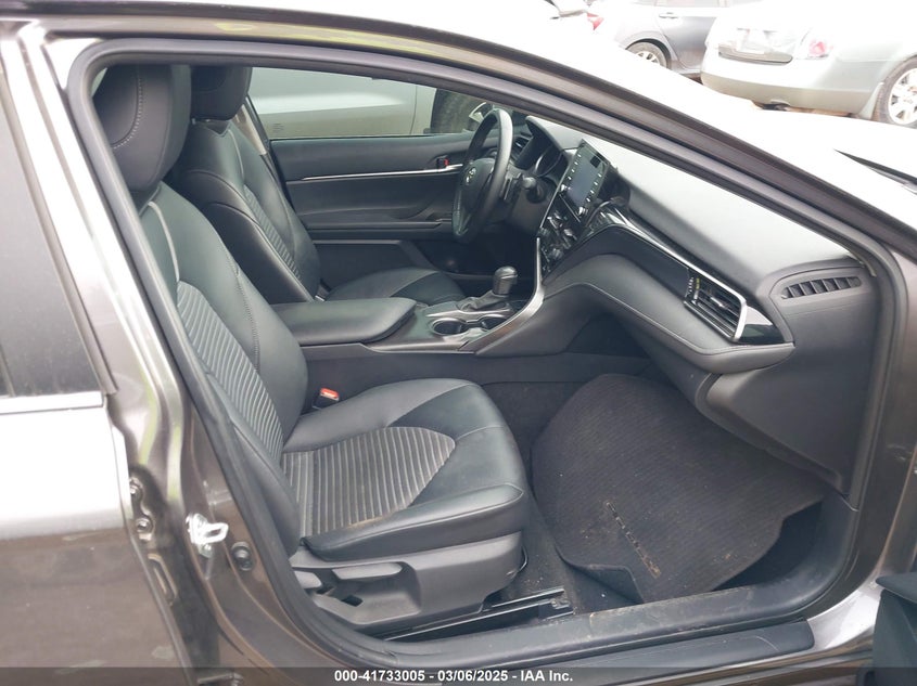 2021 TOYOTA CAMRY VIN: 4T1T11AK3MU496499