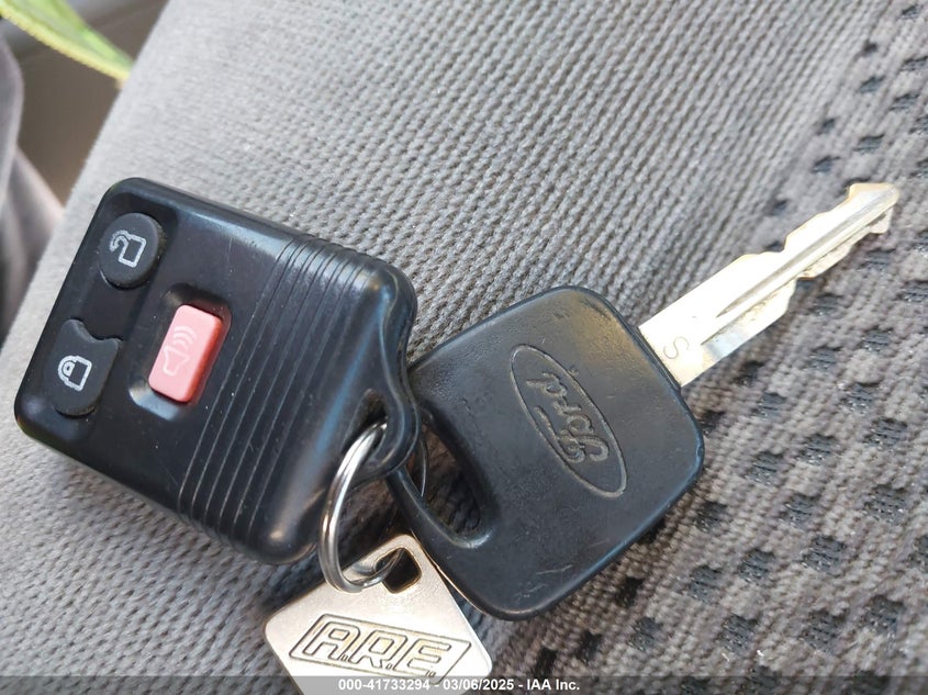 2001 Ford F-150 Lariat/Xl/Xlt VIN: 2FTRX07W51CB05186 Lot: 41733294