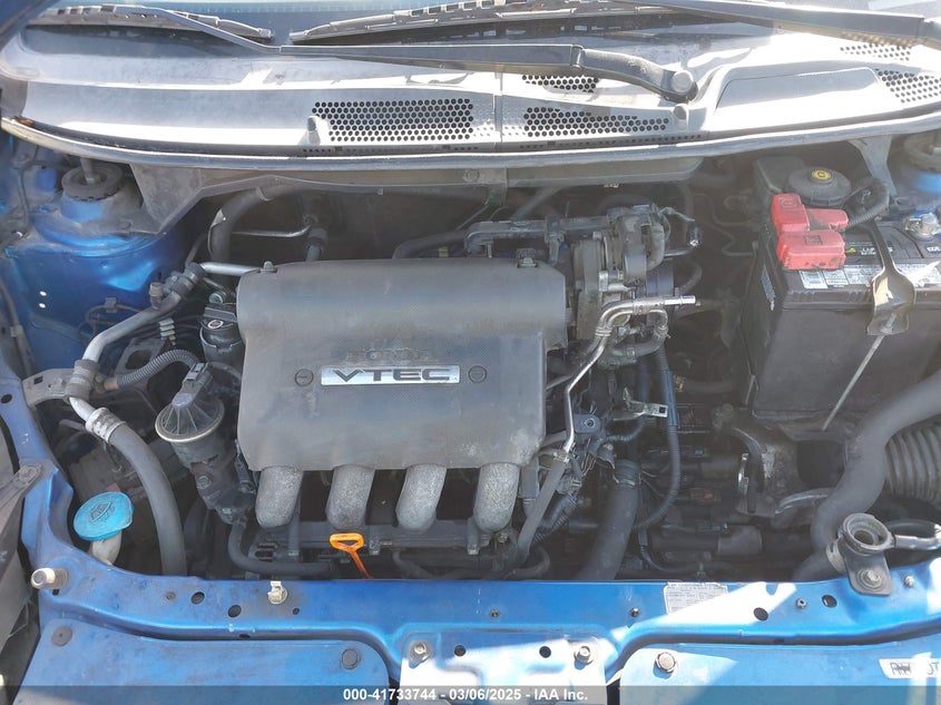 2008 HONDA FIT VIN: JHMGD38628S036963