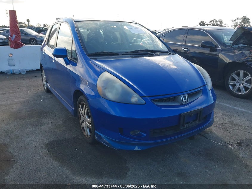 2008 HONDA FIT VIN: JHMGD38628S036963