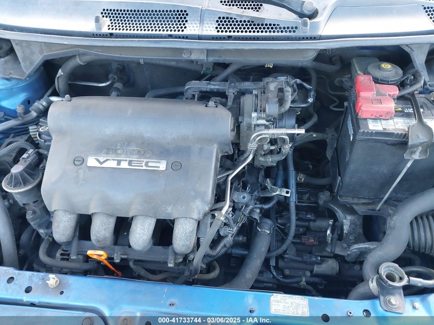 2008 HONDA FIT VIN: JHMGD38628S036963