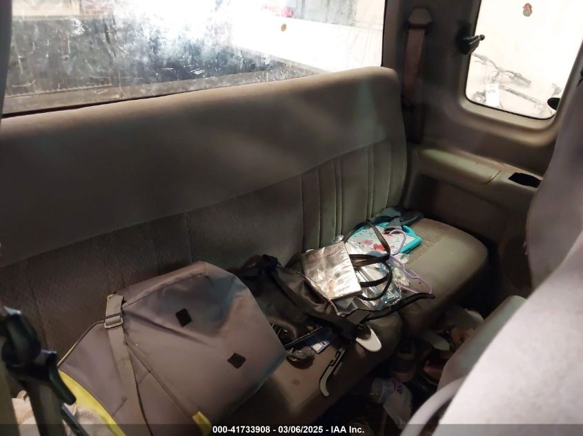 1997 Ford F-150 Lariat/Standard/Xl/Xlt VIN: 1FTDX1765VNA00521 Lot: 41733908