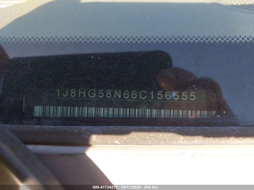 2006 Jeep Commander Limited VIN: 1J8HG58N66C156555 Lot: 41734217