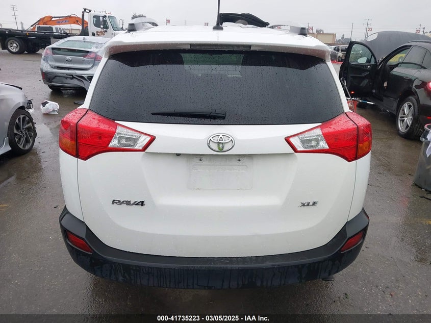 2015 TOYOTA RAV4 XLE - 2T3WFREVXFW202009