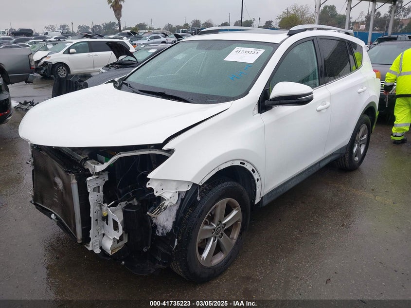 2015 TOYOTA RAV4 XLE - 2T3WFREVXFW202009