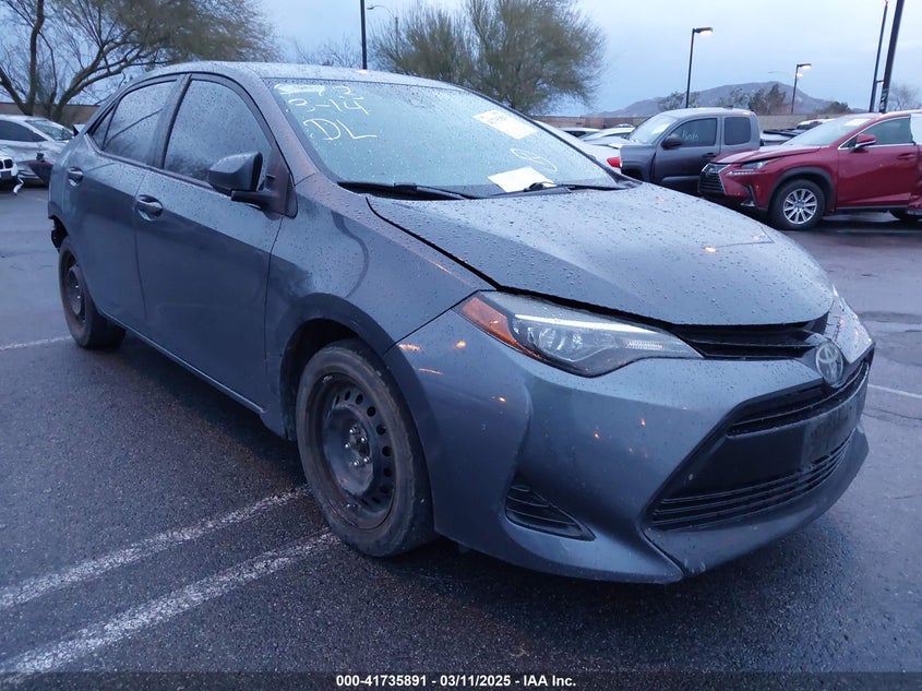 TOYOTA COROLLA LE 2018