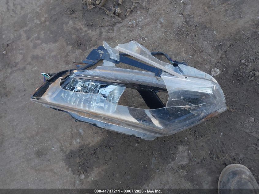 2015 Nissan Rogue S VIN: 5N1AT2MV9FC897920 Lot: 41737211