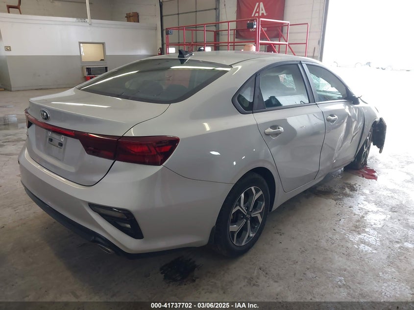 2021 KIA FORTE LXS - 3KPF24AD0ME386798