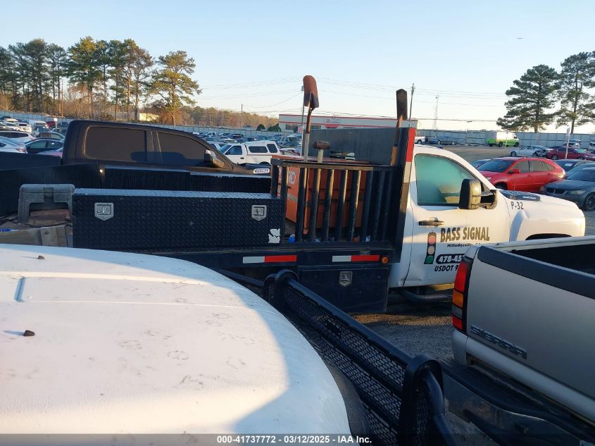 2013 Chevrolet Silverado 3500 VIN: 1GB3CZ81DF108791 Lot: 41737772