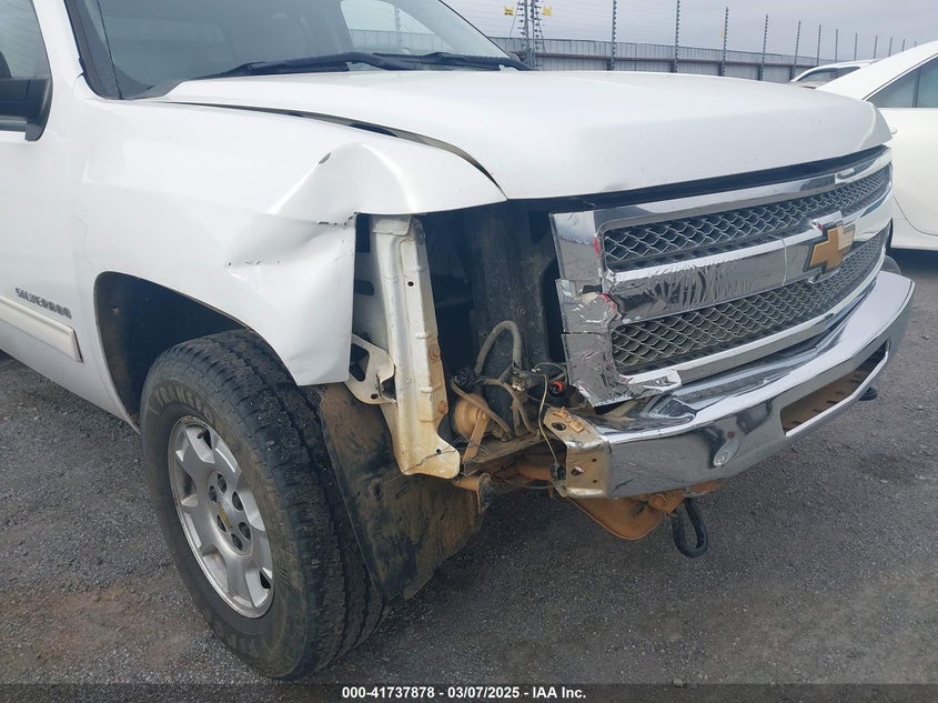 2013 CHEVROLET SILVERADO 1500 VIN: 1GCRKSE76DZ404277