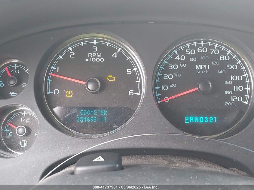 2008 CHEVROLET TAHOE VIN: 1GNFK130X8R238975