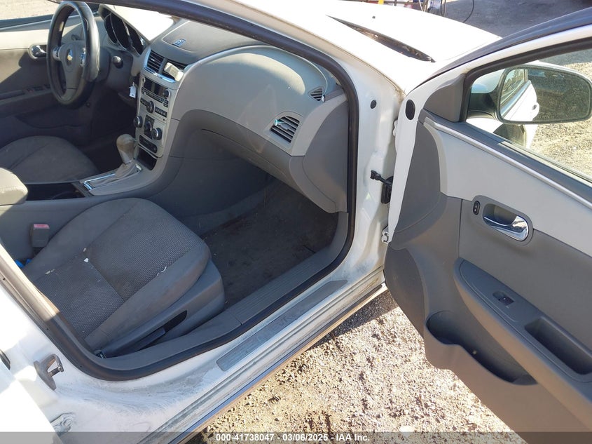 2011 CHEVROLET MALIBU VIN: 1G1ZC5E12BF319261