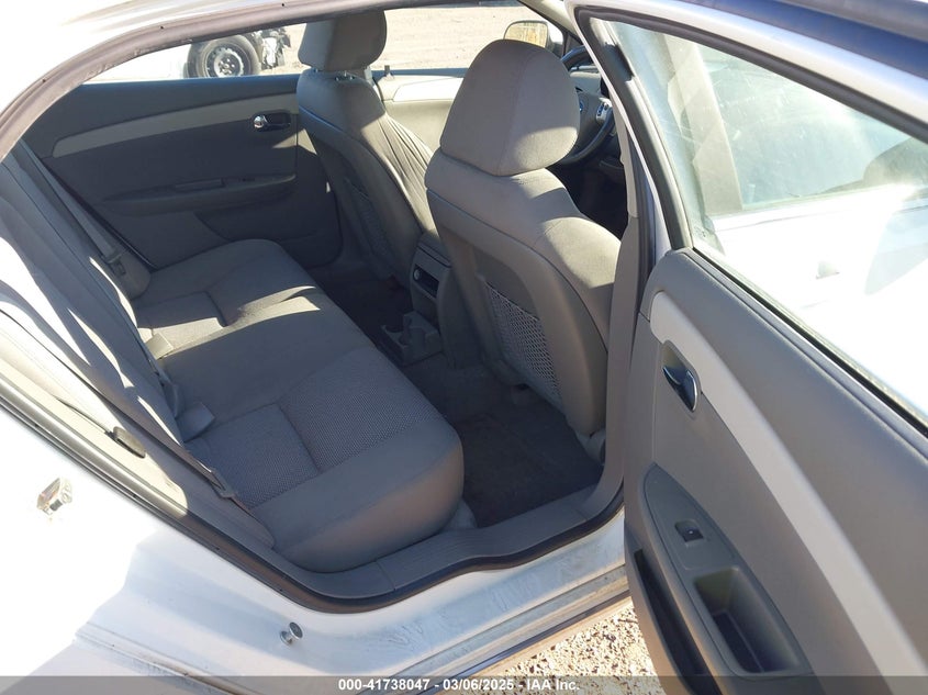 2011 CHEVROLET MALIBU VIN: 1G1ZC5E12BF319261