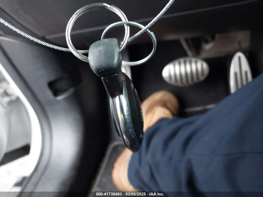 2011 Mini Cooper S Countryman VIN: WMWZC5C58BWL53683 Lot: 41738483