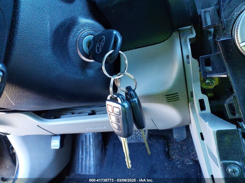 2013 TOYOTA CAMRY VIN: 4T4BF1FK1DR313631