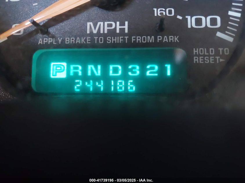 2002 Chevrolet Tahoe Lt VIN: 1GNEC13Z82R181027 Lot: 41739195