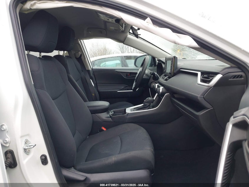 2021 TOYOTA RAV4 LE - 2T3F1RFV8MC227874
