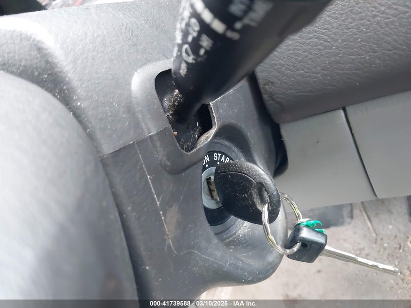 2005 Kia Sedona Ex/Lx VIN: KNDUP132956679092 Lot: 41739588