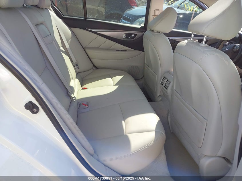 2015 INFINITI Q50 - JN1BV7AR9FM403544