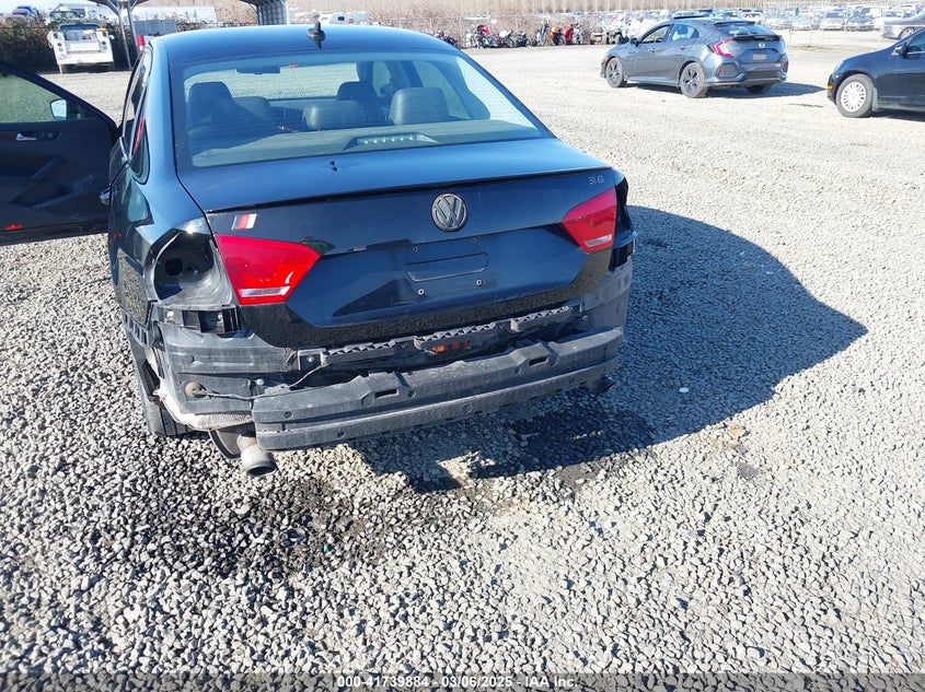 2012 VOLKSWAGEN PASSAT VIN: 1VWCM7A30CC105513