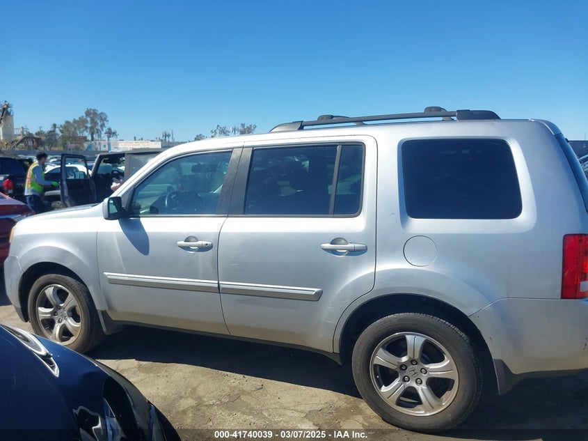 2012 HONDA PILOT VIN: 5FNYF3H50CB001271