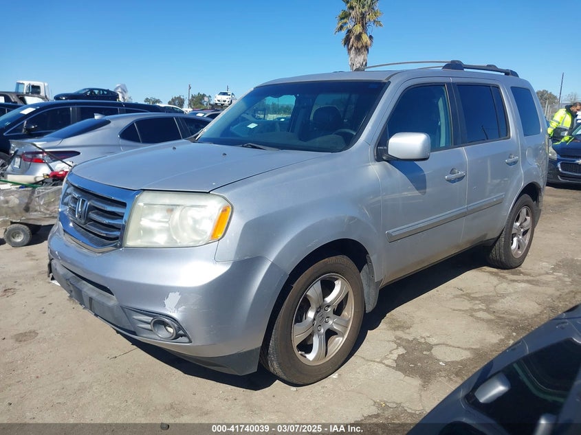 2012 HONDA PILOT VIN: 5FNYF3H50CB001271