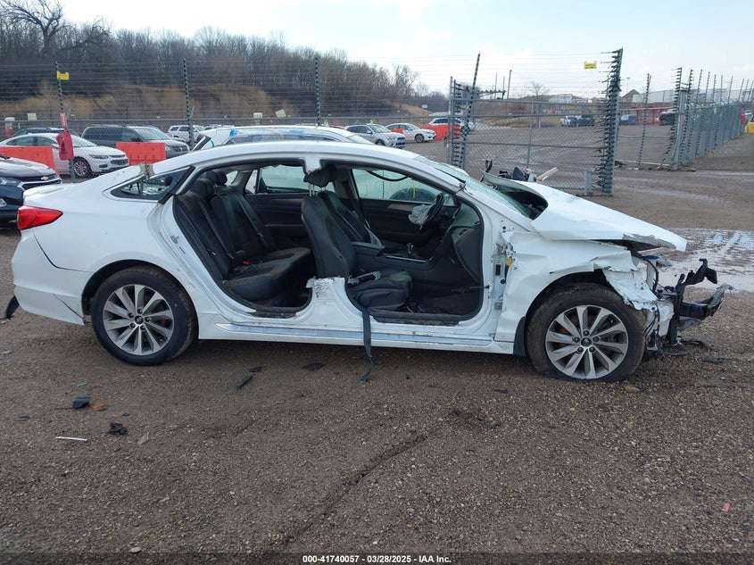 2015 HYUNDAI SONATA VIN: 5NPE34AF0FH154954