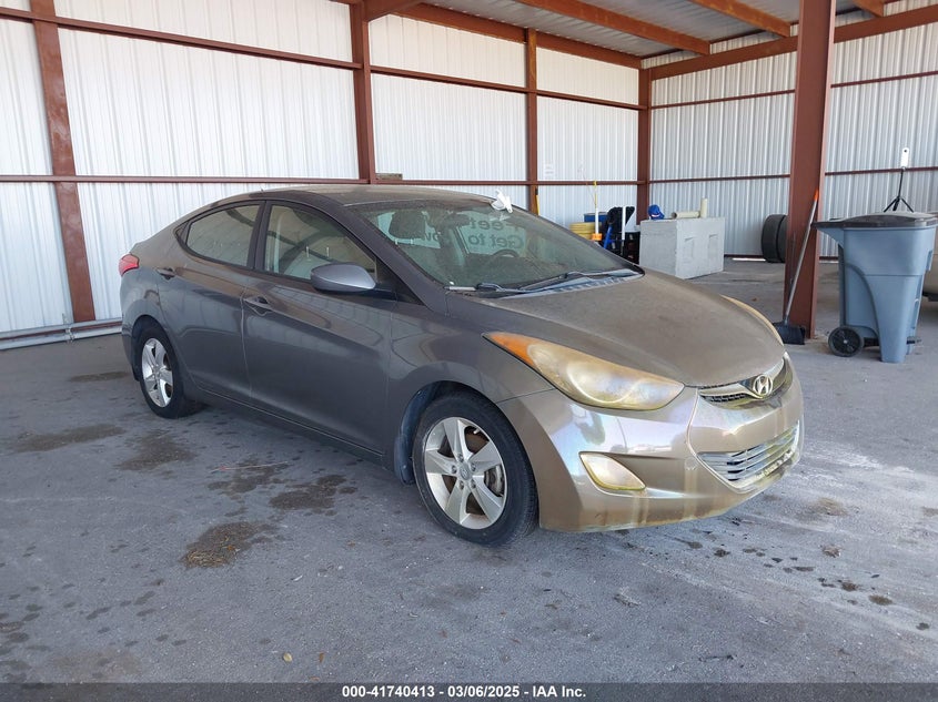 2013 HYUNDAI ELANTRA VIN: 5NPDH4AE7DH297711