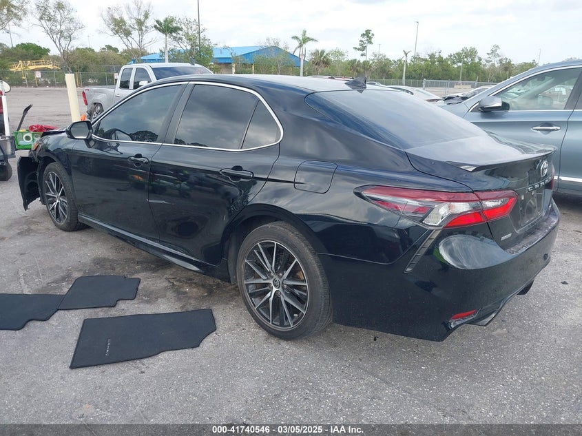 2021 TOYOTA CAMRY VIN: 4T1G11AK2MU471174
