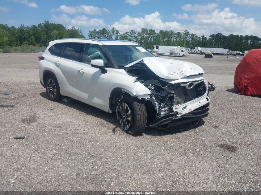 TOYOTA HIGHLANDER XLE