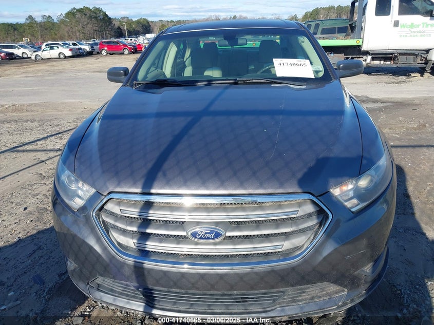 2013 FORD TAURUS VIN: 1FAHP2D82DG213755
