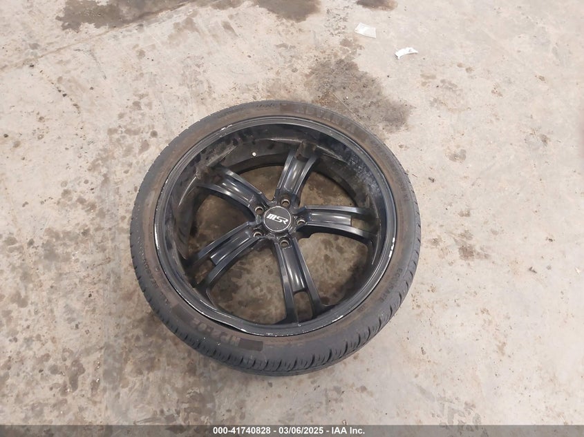 2005 Ford Mustang V6 Deluxe/V6 Premium VIN: 1ZVFT80NX55165461 Lot: 41740828