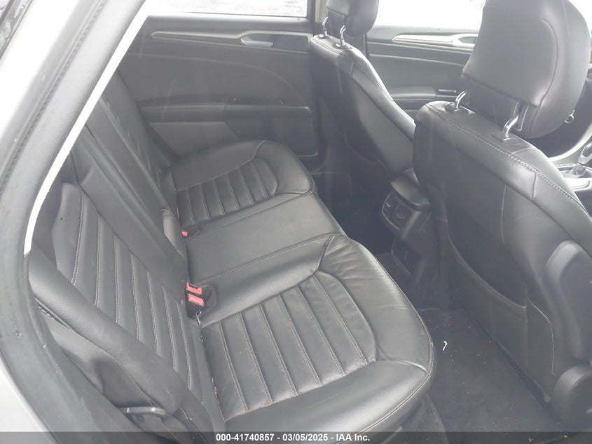 2013 FORD FUSION VIN: 3FA6P0H9XDR205040