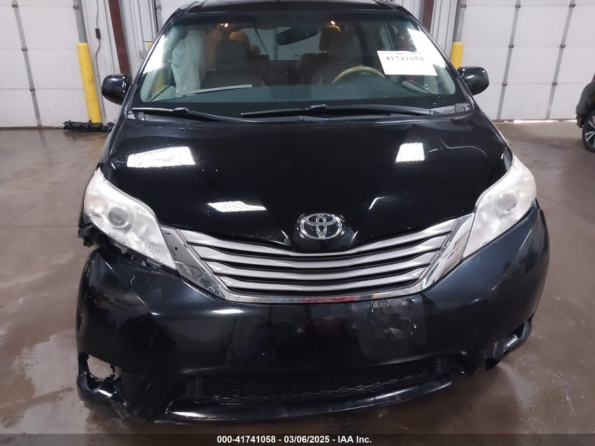 2011 TOYOTA SIENNA VIN: 5TDYK3DC3BS141051