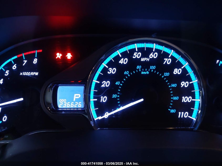 2011 TOYOTA SIENNA VIN: 5TDYK3DC3BS141051