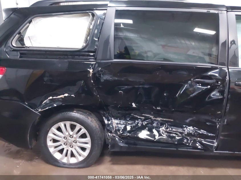 2011 TOYOTA SIENNA VIN: 5TDYK3DC3BS141051