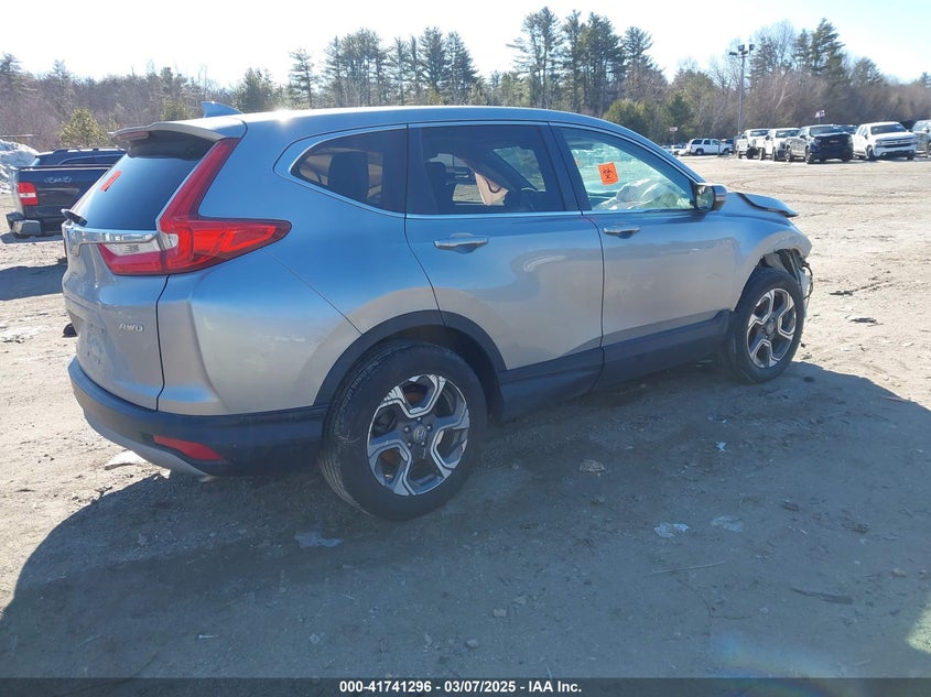 2018 HONDA CR-V VIN: 7FARW2H51JE040824